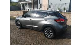 NISSAN - KICKS - 2018/2018 - Cinza - R$ 72.900,00