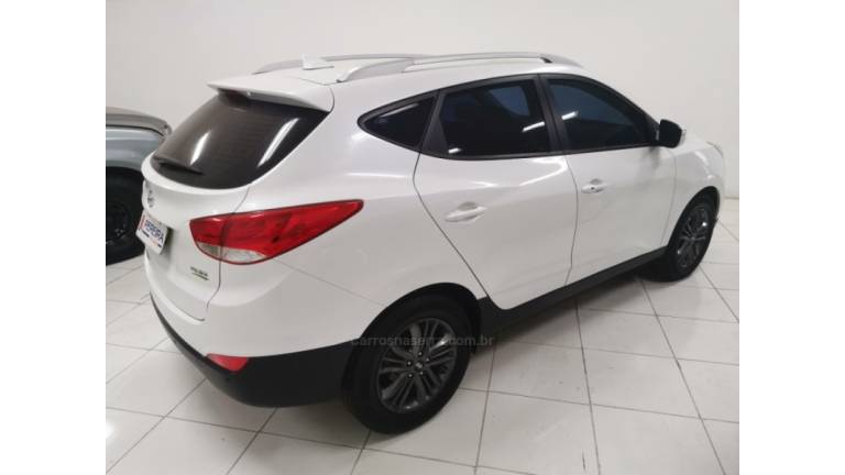 HYUNDAI - IX35 - 2017/2018 - Branca - R$ 89.900,00