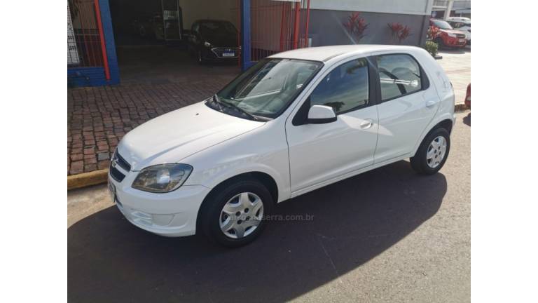 CHEVROLET - CELTA - 2014/2014 - Branca - R$ 36.900,00