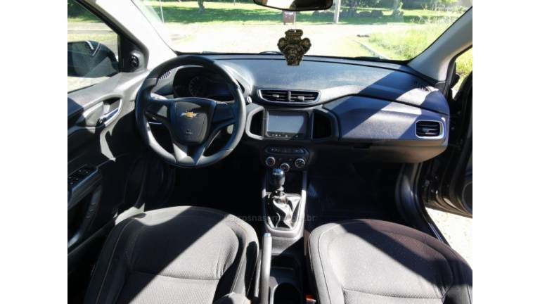 CHEVROLET - ONIX - 2014/2015 - Preta - R$ 53.900,00