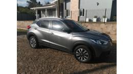 NISSAN - KICKS - 2018/2018 - Cinza - R$ 72.900,00