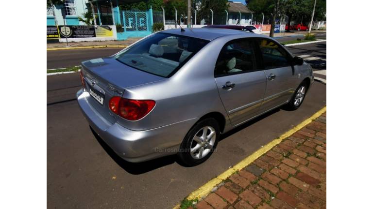 TOYOTA - COROLLA - 2007/2008 - Prata - R$ 45.900,00