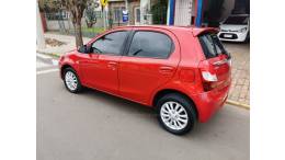 TOYOTA - ETIOS - 2014/2014 - Vinho - R$ 44.900,00