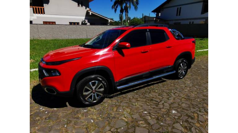 FIAT - TORO - 2018/2019 - Vermelha - R$ 89.900,00
